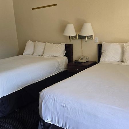 Terrace Inn And Suites エルサリート エクステリア 写真